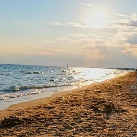 Borealis Sea Side Villa, Moudania Вилла Неа-Муданья