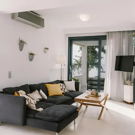 Borealis Sea Side Villa, Moudania Вилла *